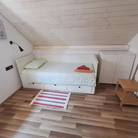 펜션 House Toma Oklaj