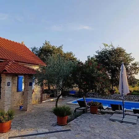 Vakantiehuis House Toma Oklaj