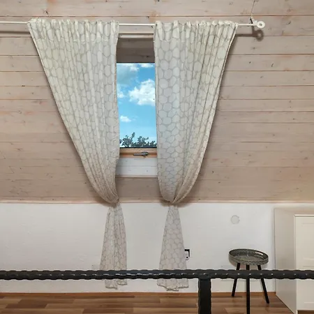 House Toma Holiday home Oklaj