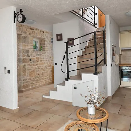 House Toma Holiday home *