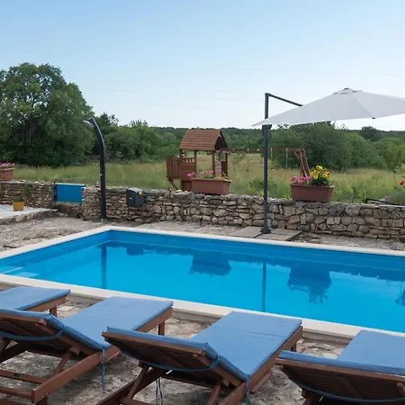 Holiday home House Toma