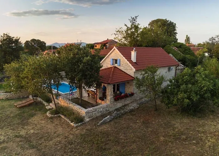 בית נופש House Toma