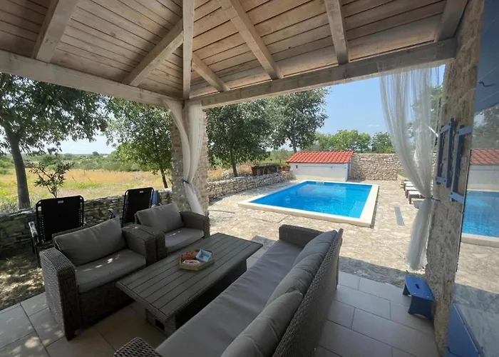 House Toma בית נופש