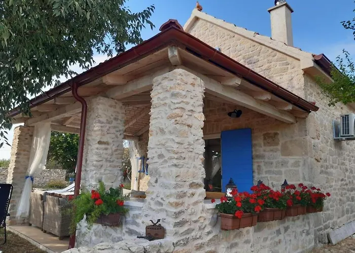 Vakantiehuis House Toma *